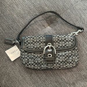NWT Coach wristlet